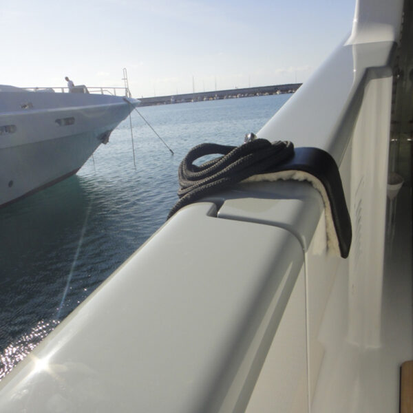 fender hooks superyacht suppliers megafend bulwark